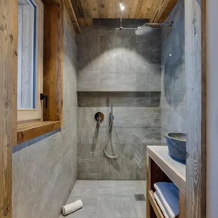 Un Chalet Haut De Gamme Pour Les Amoureux Du Luxe Hébergement de vacances