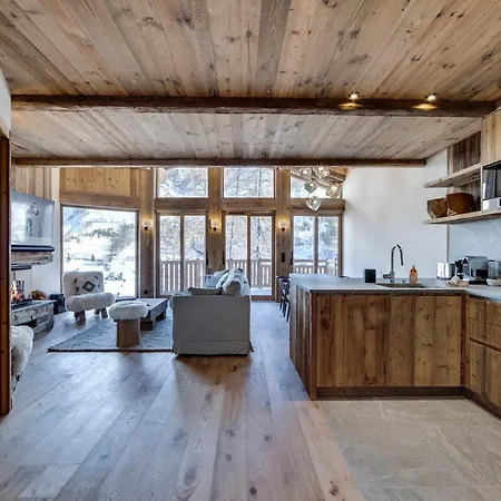 Un Chalet Haut De Gamme Pour Les Amoureux Du Luxe Hébergement de vacances Courchevel