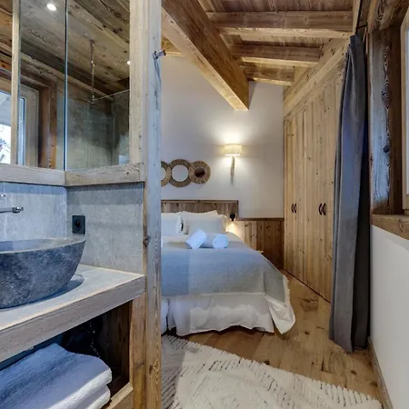 Un Chalet Haut De Gamme Pour Les Amoureux Du Luxe Hébergement de vacances Courchevel